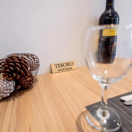 Tesoro Apartment *